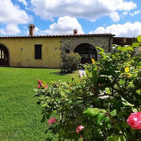 Holiday home Lorenzo Con Wi-fi, Aria Condizionata, Posto Auto Castagneto Carducci
